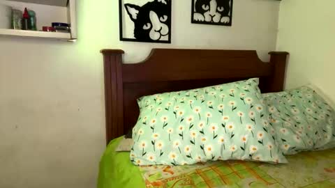 Snapshot of kattia_23 chatting on November 6, 3:18 am kattia online show from November 6, 3:18 am