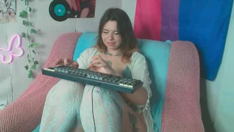 Snapshot of kattixo chatting on May 15, 2:46 pm Katti online show from May 15, 2:46 pm