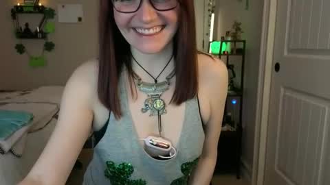 Snapshot of kattnip44 chatting on February 21, 8:04 am Josie live show Tuesday Wednesday and Thursday online show from February 21, 8:04 am