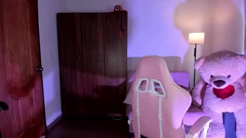 katty__0 online show from March 22, 9:23 am