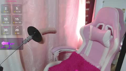 Snapshot of katty_candyy chatting on June 4, 2:34 pm Katherine online show from June 4, 2:34 pm