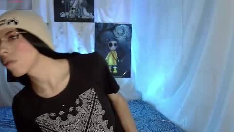 Snapshot of kattycat_ chatting on January 7, 5:10 am kattycat_ online show from January 7, 5:10 am