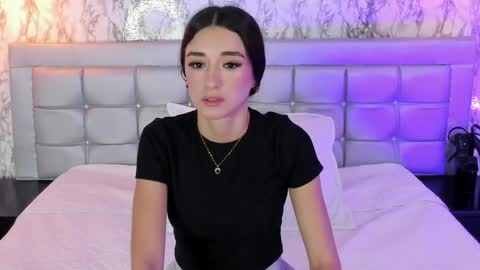 Katty  online show from April 6, 11:11 am