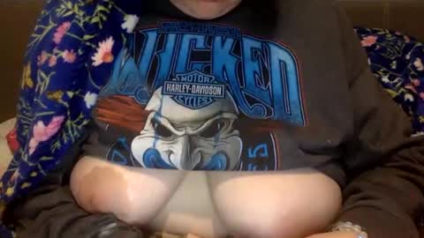 Snapshot of kattyxoxo98753 chatting on November 4, 3:33 pm kattyxoxo98753 online show from November 4, 3:33 pm