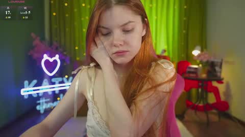 Snapshot of katy_ethereal chatting on May 11, 3:12 am Katy - online show from May 11, 3:12 am