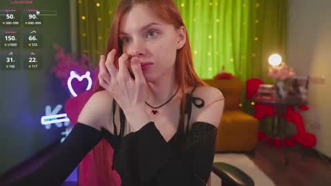 Snapshot of katy_ethereal chatting on May 15, 3:24 am Katy - online show from May 15, 3:24 am