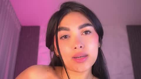 Snapshot of katy_rios_ chatting on May 7, 11:59 am Katy online show from May 7, 11:59 am