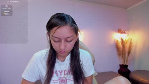 Snapshot of katy_sweet19 chatting on January 10, 7:21 pm Katy online show from January 10, 7:21 pm