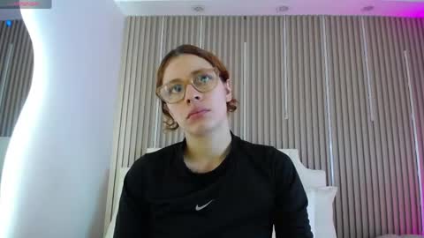 Katy Van online show from April 18, 8:42 pm