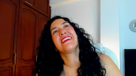 Snapshot of katyajhonss chatting on May 29, 11:58 pm KATYAJHONSS online show from May 29, 11:58 pm