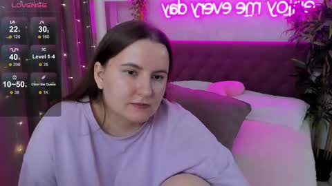 Snapshot of katyaneilson chatting on May 19, 6:31 am Kate online show from May 19, 6:31 am