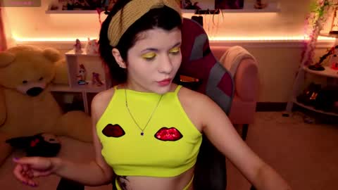 Snapshot of katyazaitseva chatting on April 23, 12:29 pm Katya online show from April 23, 12:29 pm