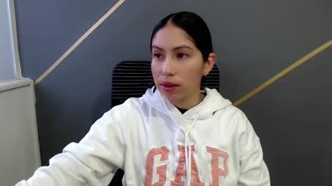 Snapshot of katybelladonna chatting on December 10, 11:00 am KATY online show from December 10, 11:00 am