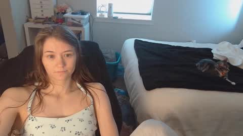 Katy online show from February 4, 7:20 pm