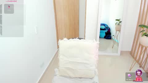 Katherine online show from November 11, 5:35 pm