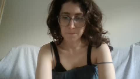 Snapshot of kawaii_snowflake chatting on October 6, 12:35 pm kawaii snowflake online show from October 6, 12:35 pm