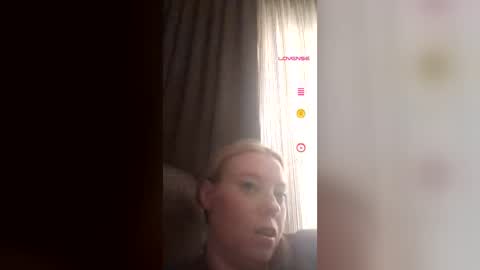 Snapshot of kawaiibelle chatting on July 4, 11:33 pm KawaiiBelle online show from July 4, 11:33 pm