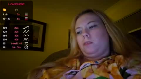 Snapshot of kawaiibelle chatting on July 6, 3:58 am KawaiiBelle online show from July 6, 3:58 am