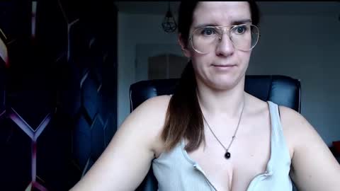 Snapshot of kayalips chatting on December 11, 11:30 am KayaLips online show from December 11, 11:30 am