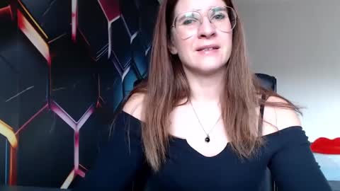 Snapshot of kayalips chatting on December 19, 8:45 am KayaLips online show from December 19, 8:45 am