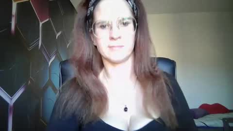 Snapshot of kayalips chatting on September 21, 2:19 pm KayaLips online show from September 21, 2:19 pm