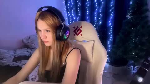 Amia online show from February 12, 6:58 pm