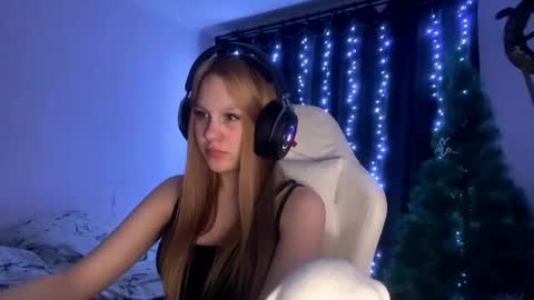 Amia online show from February 18, 6:04 pm