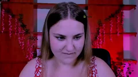 Snapshot of kayla_myth chatting on June 13, 7:23 pm Cute Kayla online show from June 13, 7:23 pm