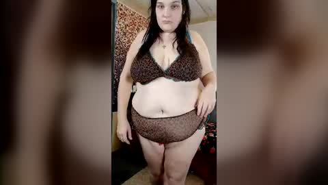 Snapshot of kaylabeach99 chatting on August 7, 10:50 am kaylabeach99 online show from August 7, 10:50 am
