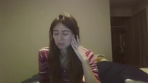 kaylaelizabeth97 online show from April 22, 5:21 am