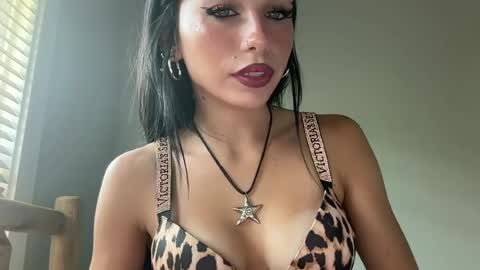 Snapshot of kaylalynx chatting on July 20, 8:44 pm kaylalynx online show from July 20, 8:44 pm