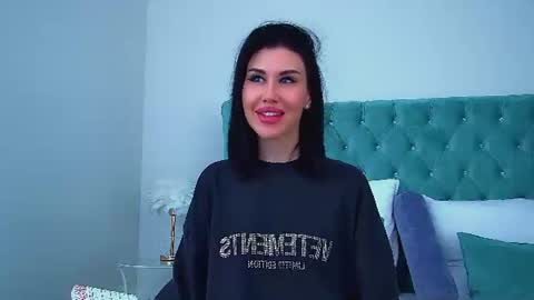 Snapshot of kaylamous chatting on June 24, 6:12 am Kayla online show from June 24, 6:12 am