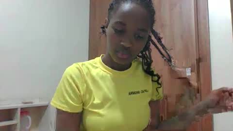 kaylar online show from March 23, 1:31 am