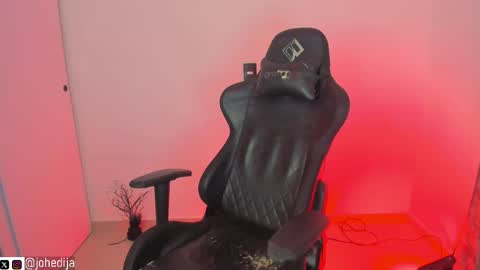 INSTAjohedija online show from December 5, 1:36 am