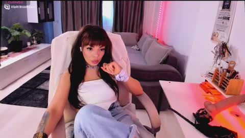 kaylee online show from September 26, 3:27 pm