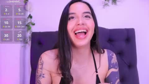 Snapshot of kaylee_lee chatting on June 22, 4:20 am kaylee_lee online show from June 22, 4:20 am
