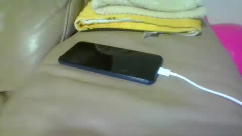 kaylee kakes online show from October 29, 3:25 pm