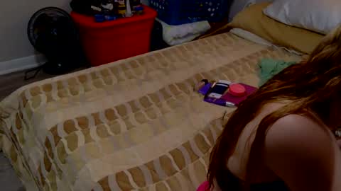 Snapshot of kayleekakesnslim chatting on June 9, 7:58 pm kaylee kakes online show from June 9, 7:58 pm