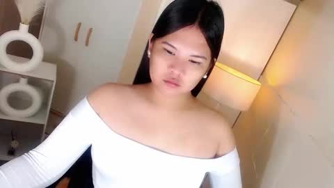 Y O U R        F U T U R E       K A Y L E E  online show from February 24, 7:12 pm