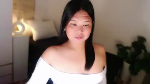 Snapshot of kayleepinay chatting on July 9, 11:42 pm Y O U R F U T U R E K A Y L E E online show from July 9, 11:42 pm