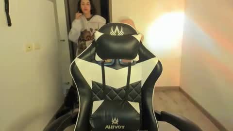 kaylie online show from February 11, 11:04 am