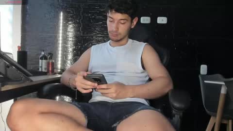 Snapshot of kayn_kalo chatting on May 8, 2:00 pm Kayn online show from May 8, 2:00 pm