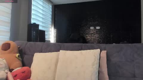 Snapshot of kayn_kalo chatting on June 22, 9:23 pm Kayn online show from June 22, 9:23 pm