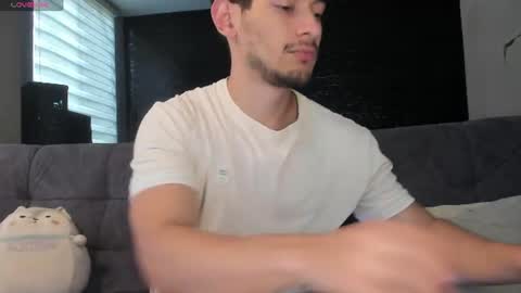 Snapshot of kayn_kalo chatting on June 30, 7:37 pm Kayn online show from June 30, 7:37 pm