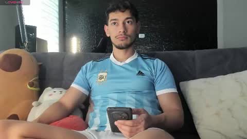 Snapshot of kayn_kalo chatting on July 11, 6:54 pm Kayn online show from July 11, 6:54 pm