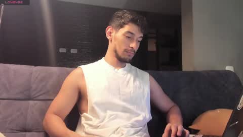 Snapshot of kayn_kalo chatting on July 29, 12:53 am Kayn online show from July 29, 12:53 am
