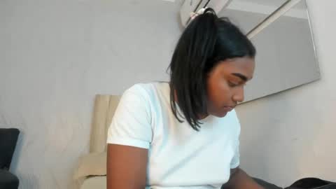 Snapshot of kayna_gomez chatting on April 29, 7:42 pm Kayna online show from April 29, 7:42 pm