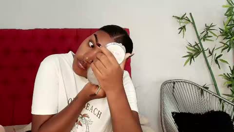 Snapshot of kayna_gomez chatting on July 24, 7:01 pm Kayna online show from July 24, 7:01 pm
