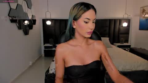 Snapshot of kayralanne chatting on April 25, 3:53 am Kay online show from April 25, 3:53 am