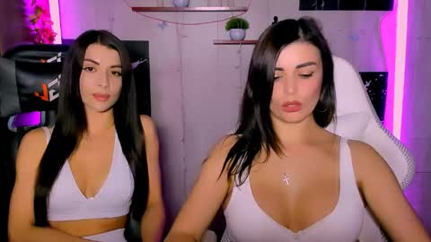 kayworl online show from May 14, 2:46 pm